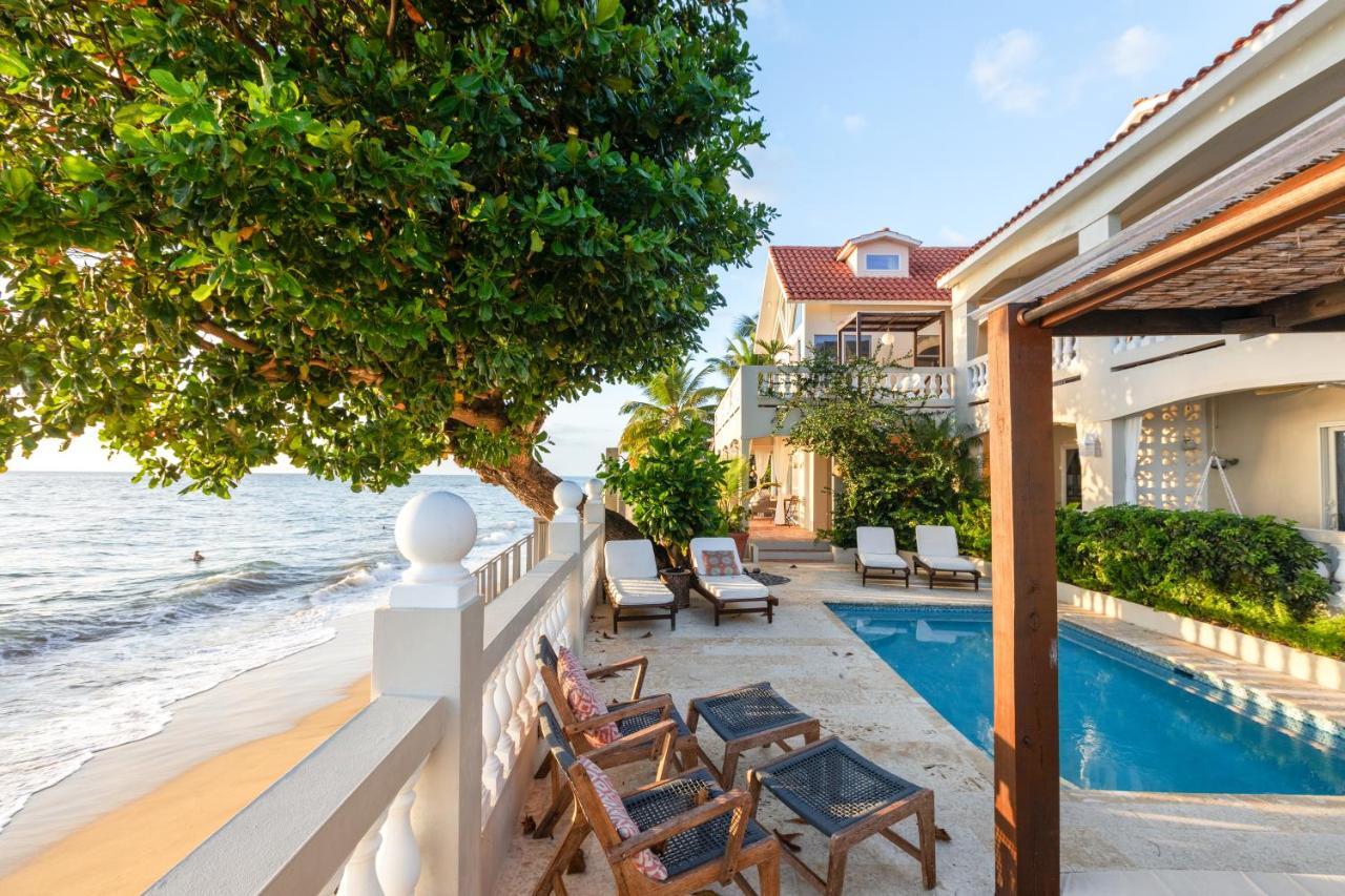 Tres Sirenas Beach Inn Rincon Buitenkant foto