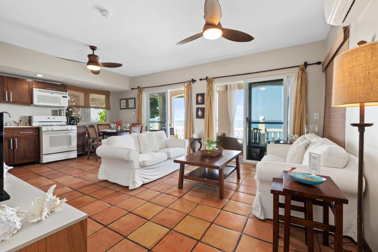Tres Sirenas Beach Inn Rincon Buitenkant foto