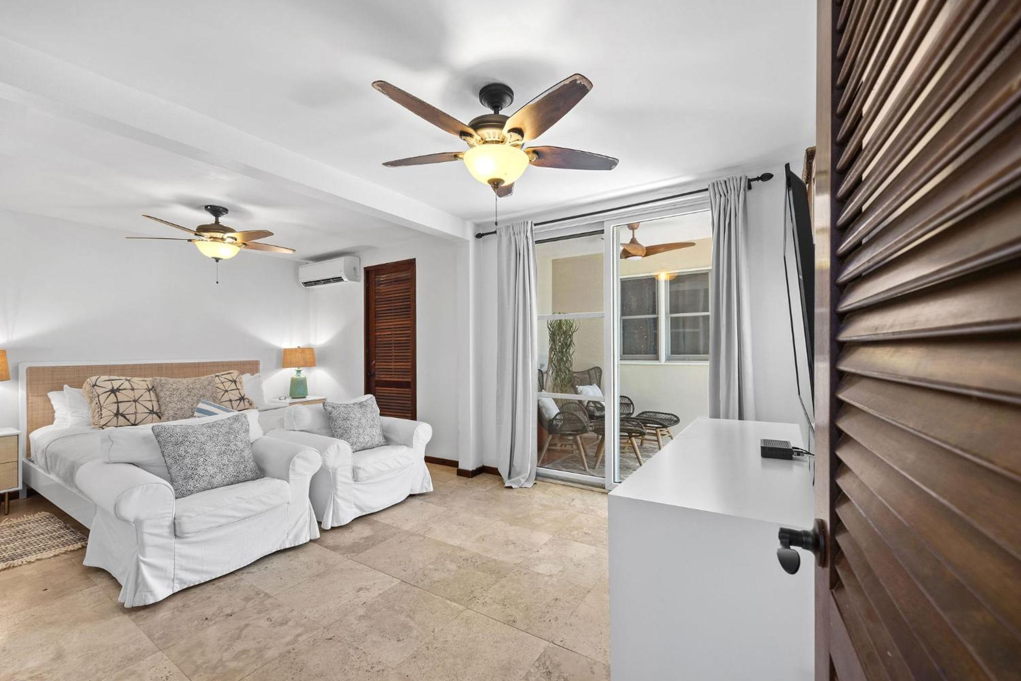 Tres Sirenas Beach Inn Rincon Buitenkant foto